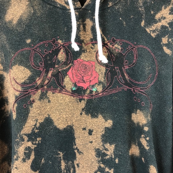 Bleached oversized sweater ROSES print - Picture 2 of 4